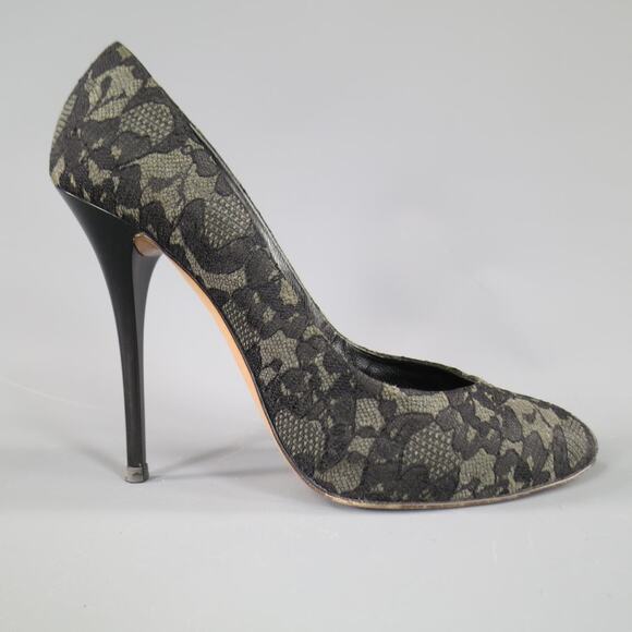 GIUSEPPE ZANOTTI Size 7.5 Grey Black Lace Pumps - Picture 1 of 7